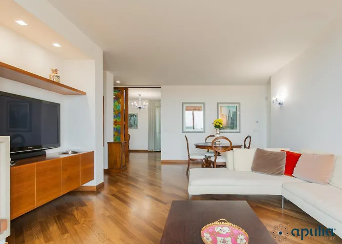 Santa Scolastica By Apulia * Бари